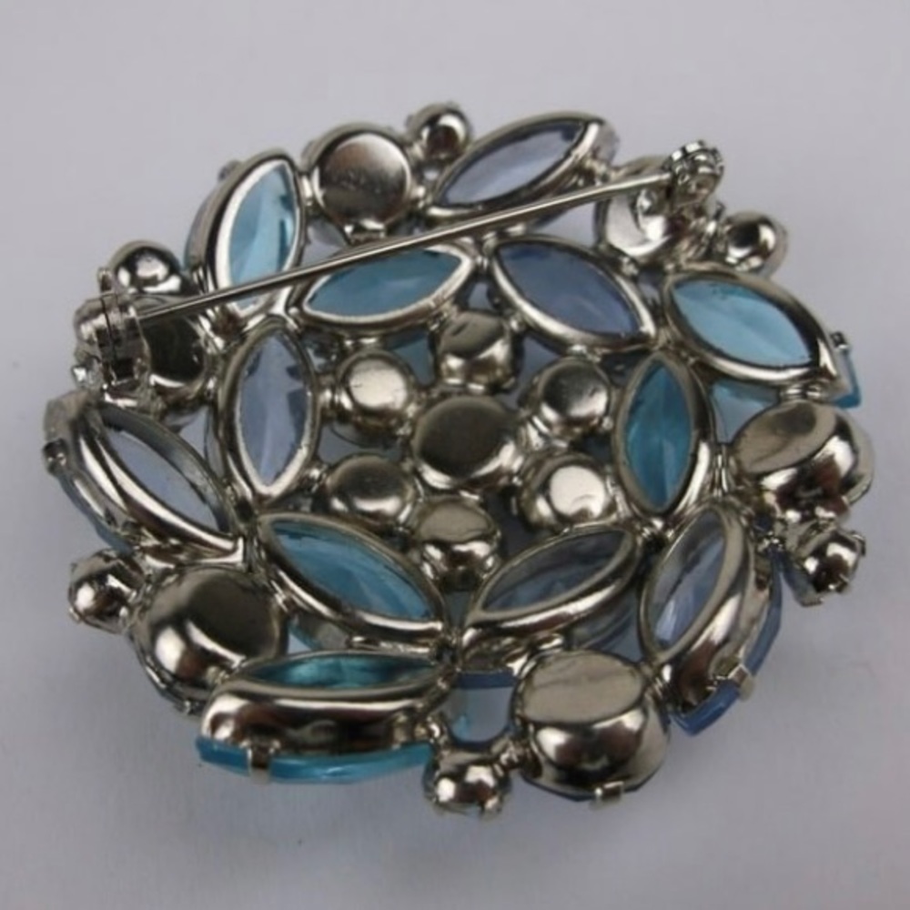 Vintage 1960s Juliana‎ Blue Rhinestone Brooch - Picture 3 of 3
